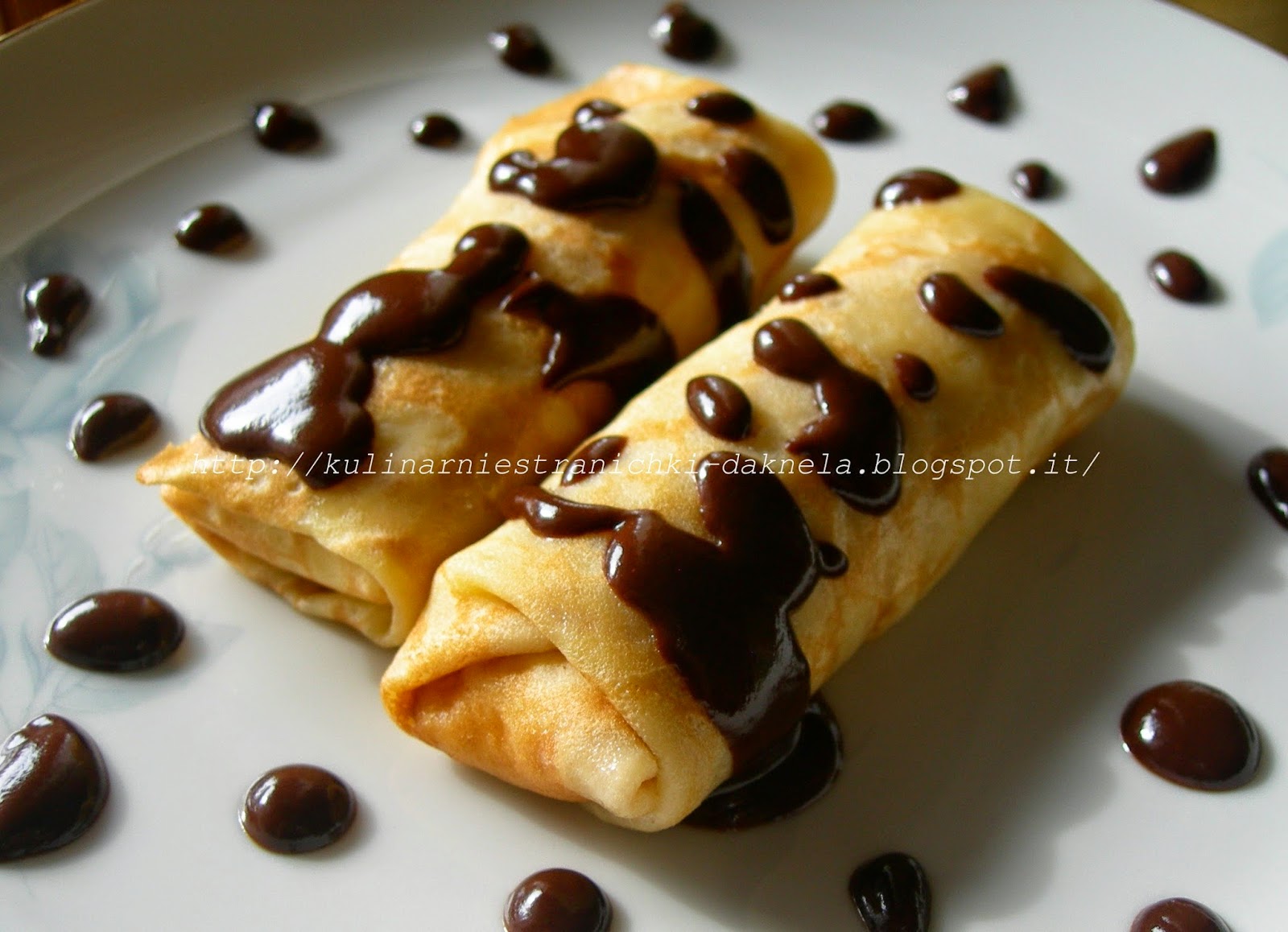 Блины с черносливом и творогом